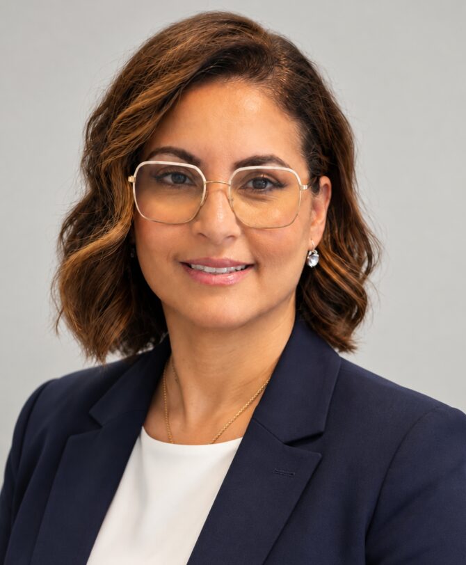 Portrait de Sana Alaoui, fondatrice de SanaConsulting